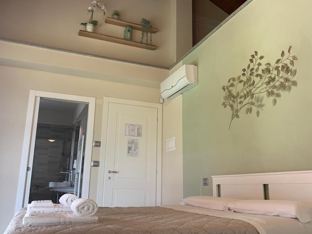 B&B La Luce Verde 살루초 외부 사진