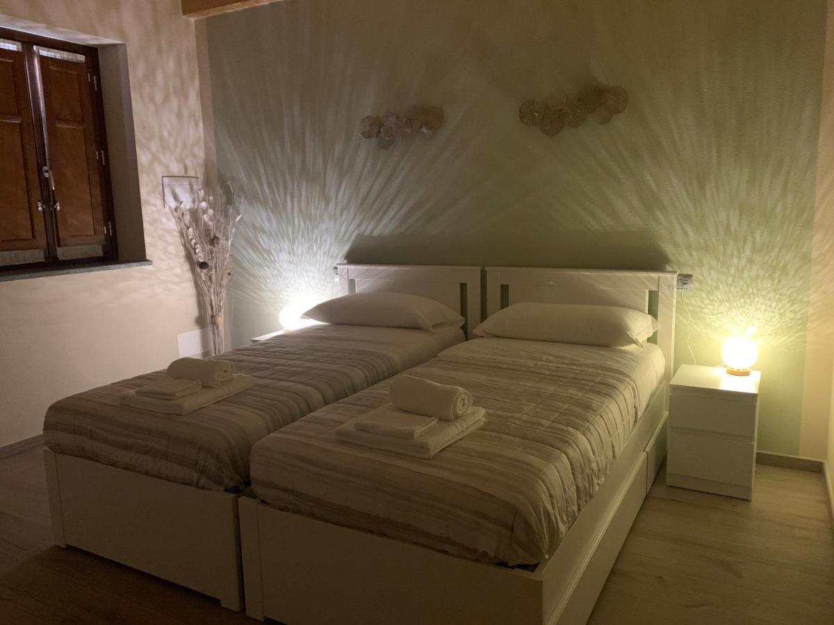 B&B La Luce Verde 살루초 외부 사진