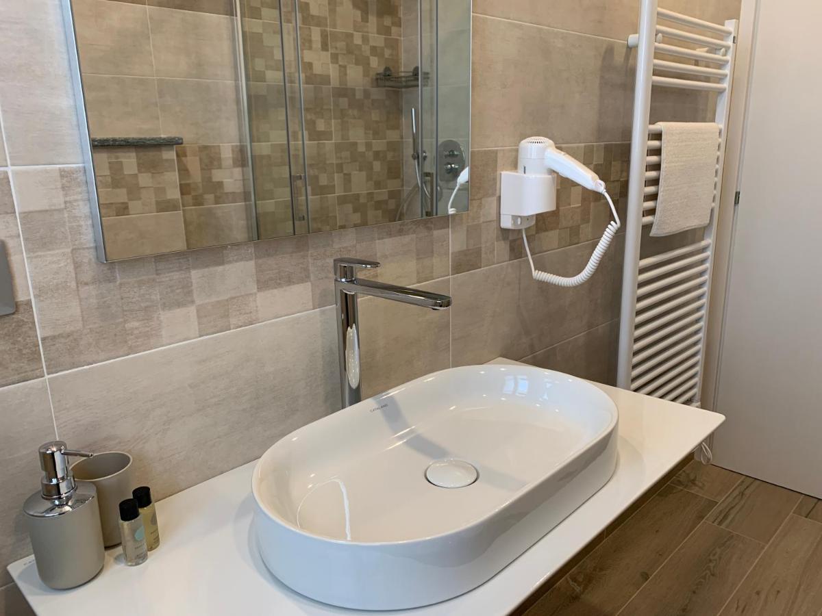 B&B La Luce Verde 살루초 외부 사진